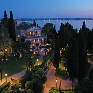 5* Отель Cortine Palace Relais Chateaux